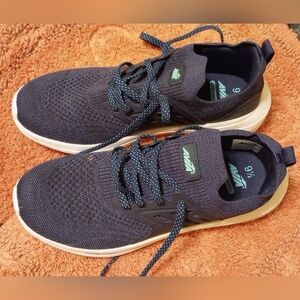 Women's Navy Knit Athletic Sneakers -